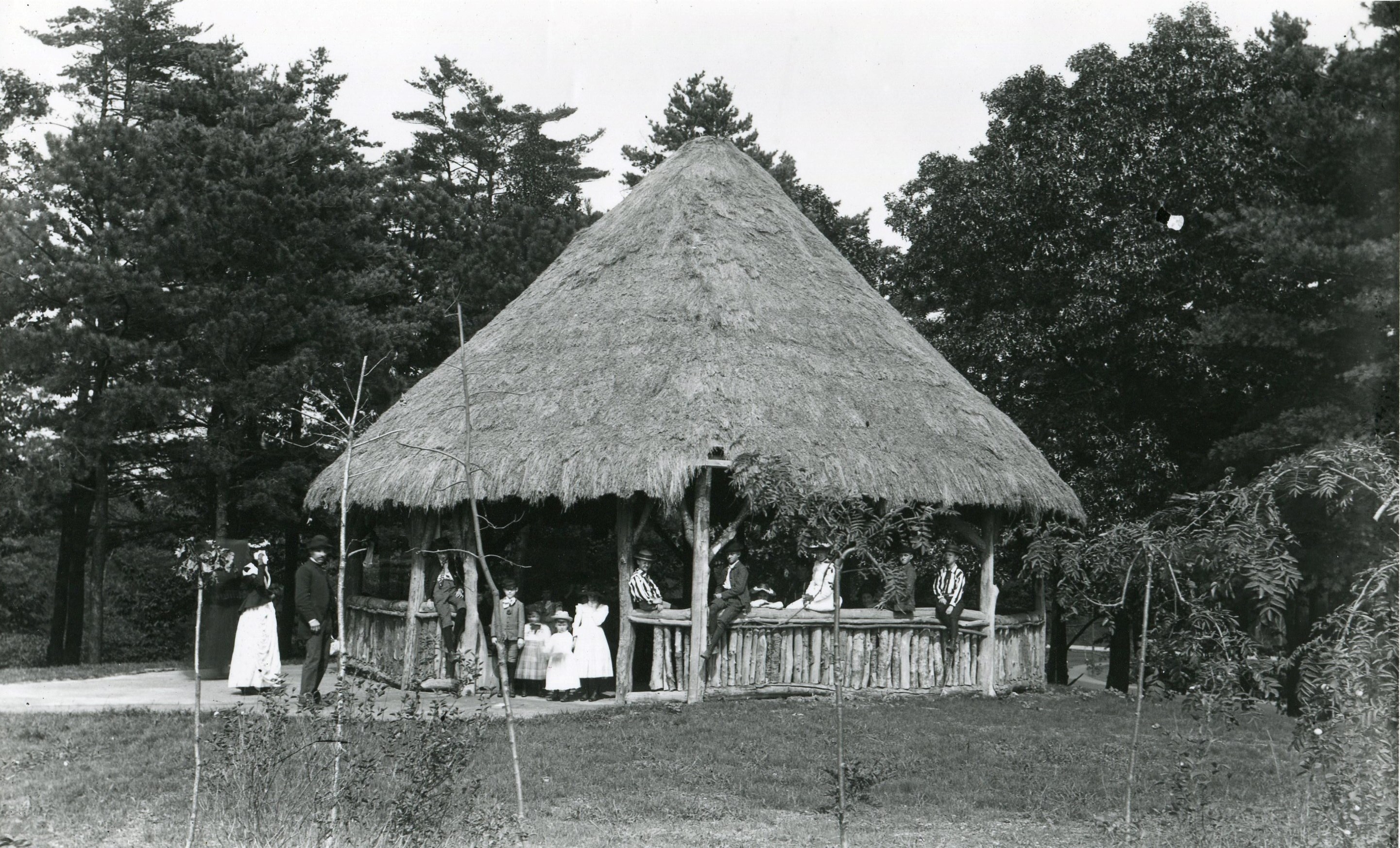 summer-cottage-ca_1910